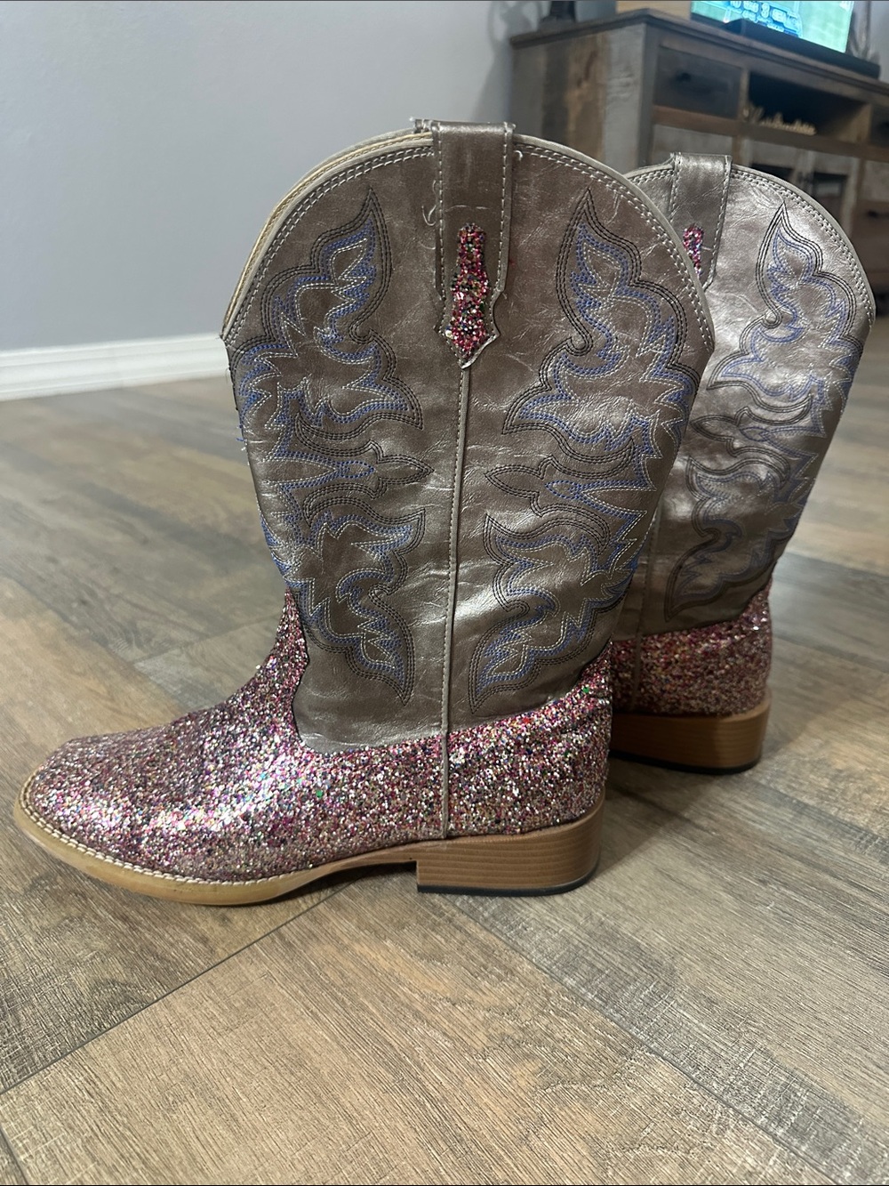 Women’s Roper Pink Glitter and Metallic Taupe Wester Boots